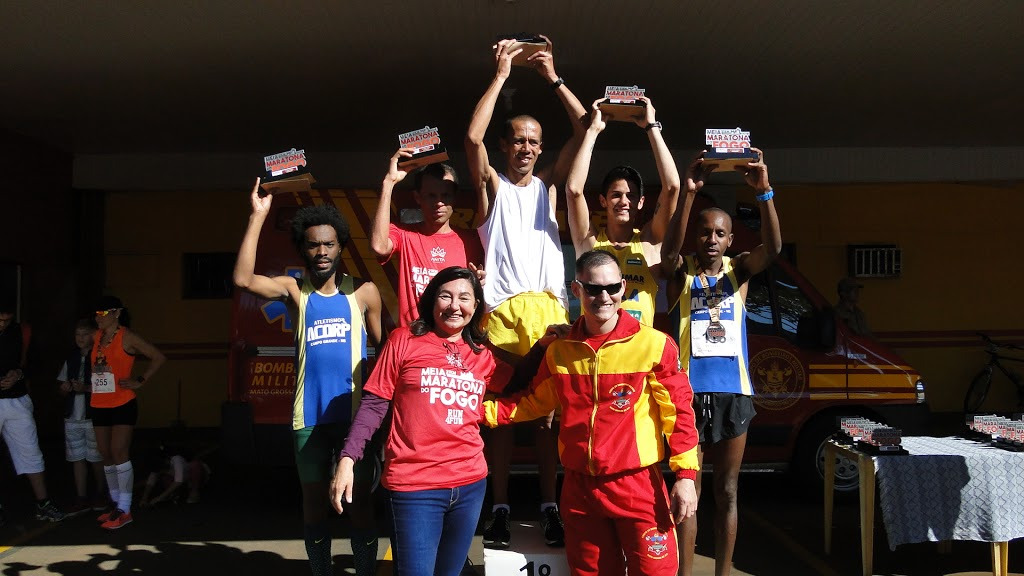 Paulista e douradense vencem a 1ª Meia Maratona do Fogo