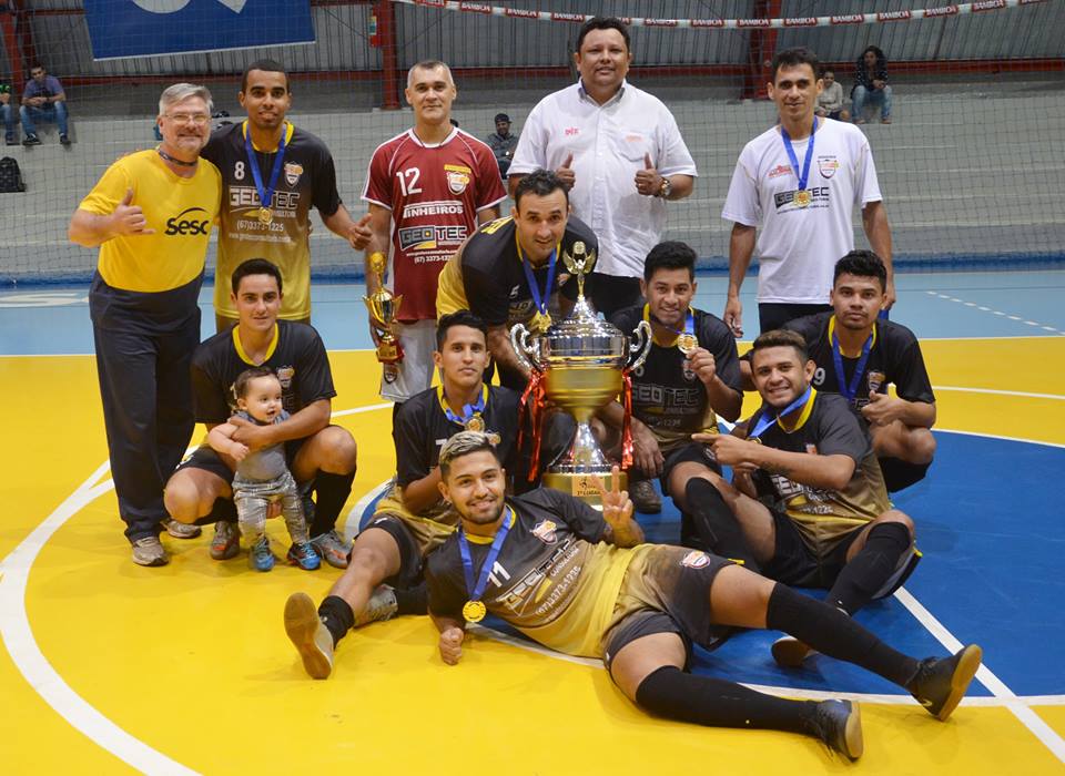 Pinheiros Futsal fatura 17ª Copa Sesc em Campo Grande