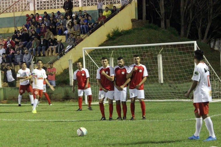 Goleada e jogos equilibrados definiram os semifinalistas da Taça Itaporã