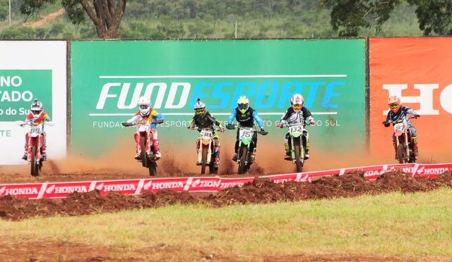 Piloto de MS vence etapa e fatura o vice no Brasileiro