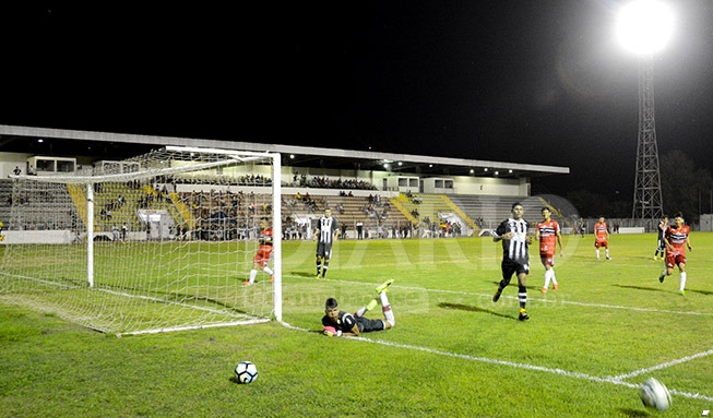 River vence Corumbaense em amistoso no Arhur Marinho
