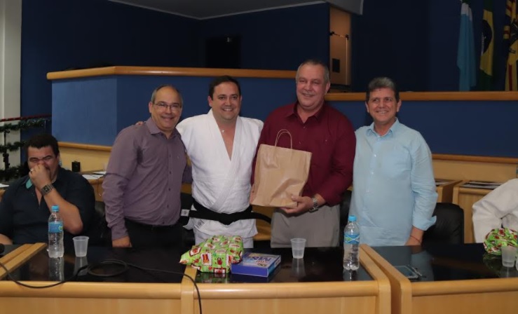 Presidente da CBJ estuda apoio o Projeto Judô Nota 10