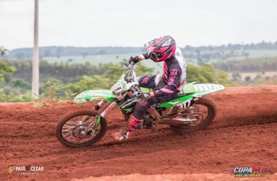 Carlos Eduardo domina abertura do Catarinense de Velocross