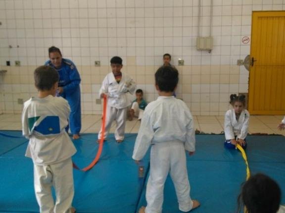 Prefeitura promove oficinas de judô para crianças e adolescentes