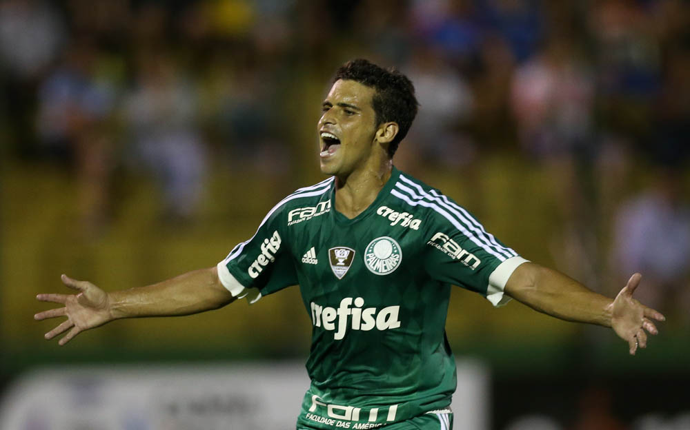 Palmeiras renova com volante Jean até o fim de 2020