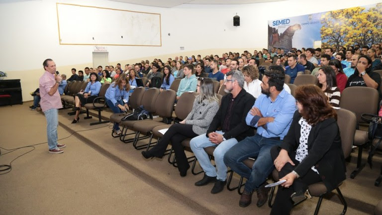 Curso de Esporte Escolar é promovido pela Fundesporte em Paranaíba