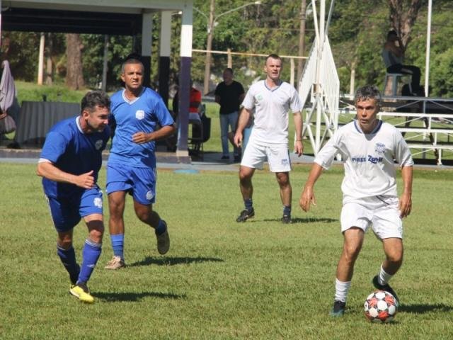 Copa da Madrugada começa com 22 gols em cinco rodadas