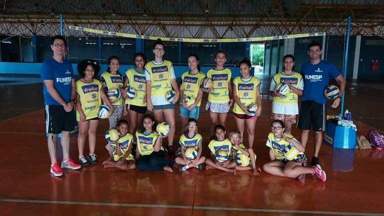 Projeto Viva Vôlei atenderá 120 crianças no Jacques da Luz