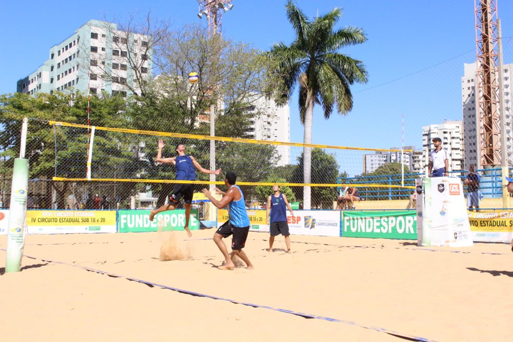 Seletiva para o Brasileiro Sub-17 de vôlei de praia acontece nesta sexta