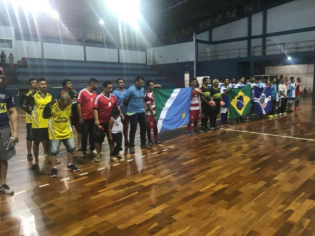 Campeonato entre Firmas de Futsal agita Coxim