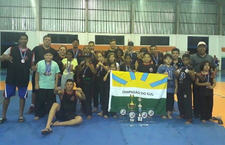 Chapadão do Sul conquista 40 medalhas em Estadual de Kung Fu 