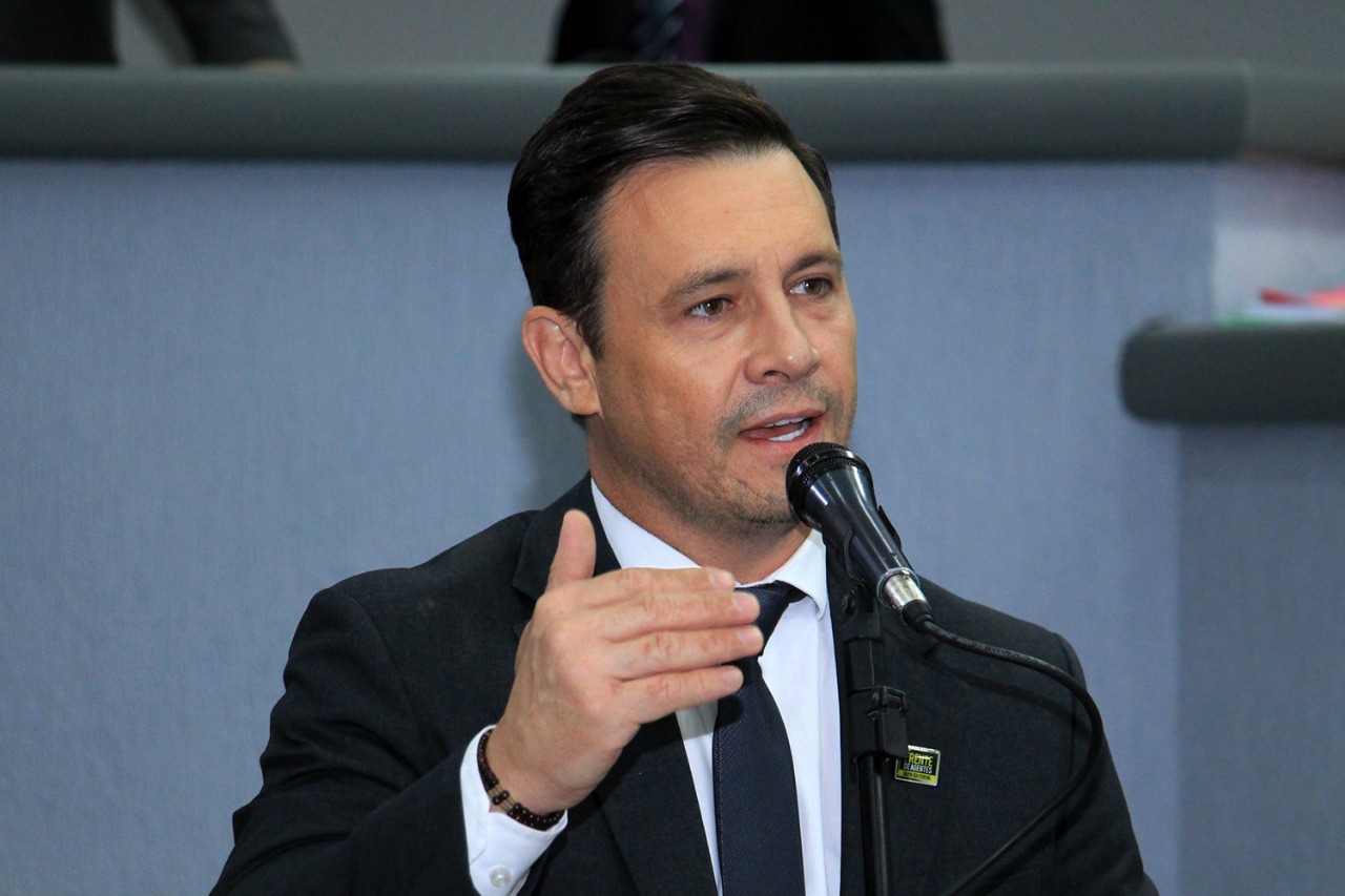 Projeto tenta evitar propaganda eleitoreira em ações de esporte