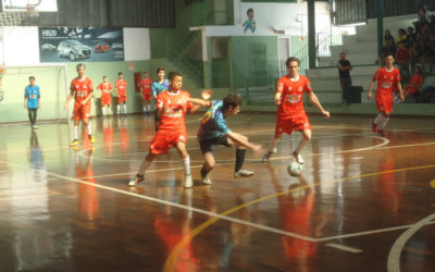 Copa Pelezinho define seus semifinalistas neste sábado