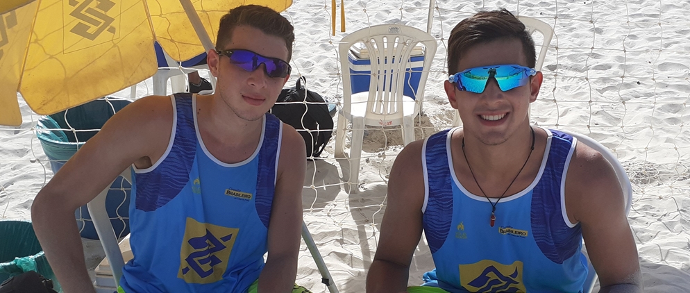 Cadu e Tonny ficam em quinto lugar na 3ª etapa do Circuito Brasileiro Sub-19 de vôlei de praia