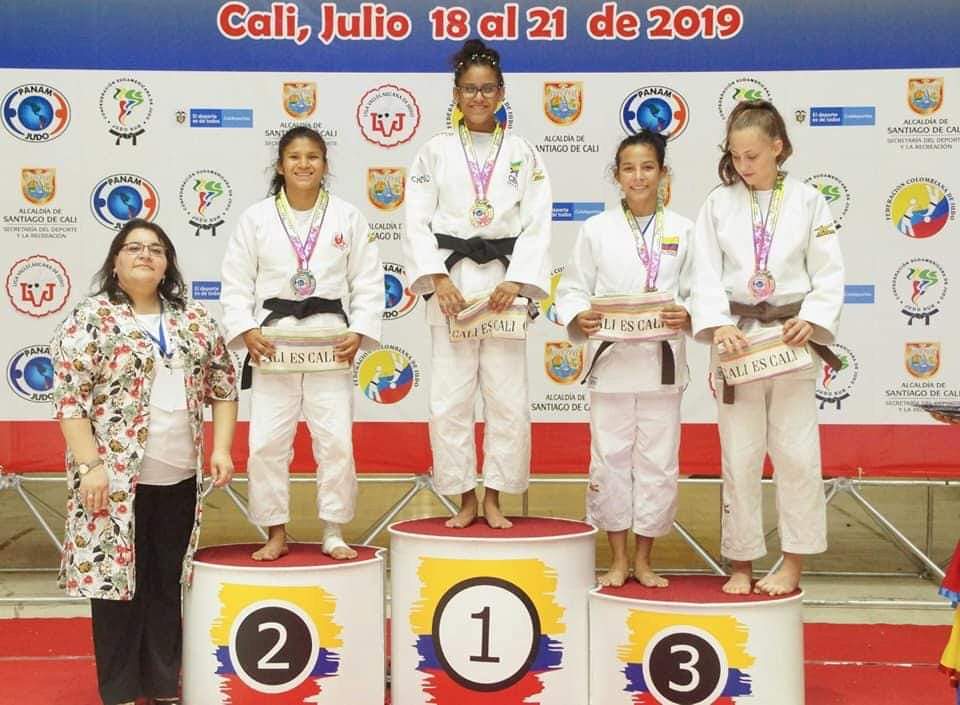 Aléxia Nascimento é ouro no Pan-Americano Sub-18 de Judô