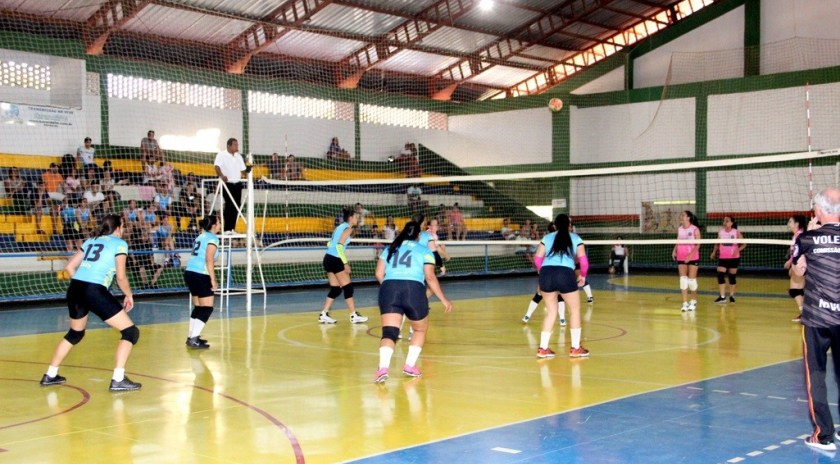 Em dobradinha, Naviraí domina a Copa Conesul de Voleibol