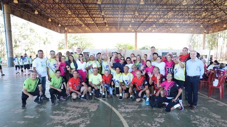 Nova Andradina sedia Super Liga MS de vôlei adaptado