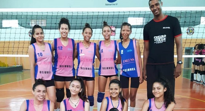 Equipe de Três-lagoas é campeã da Liga Livea de voleibol