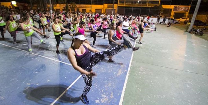 Poliesportivo de Corumbá recebe nesta quarta Zumba Folia