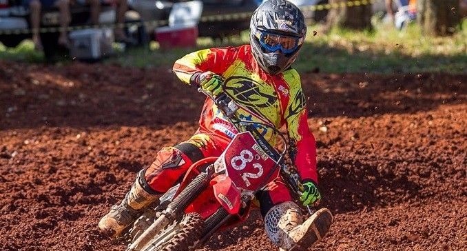 Equipe Santinho Moto participa da Copa MS neste final de semana