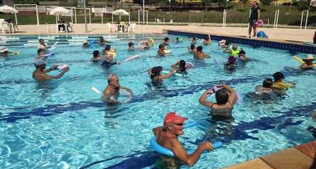 Idosos de Bataguassu conhecem Complexo de Lazer do Sesi