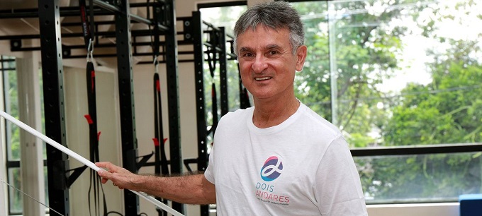 Preparador físico mostra como se exercitar na quarentena
