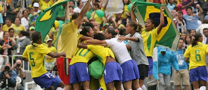 Globo reprisa final do futebol feminino do Pan de 2007