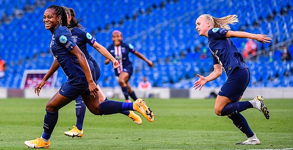 PSG vence Arsenal e avança à semi da Champions Feminina