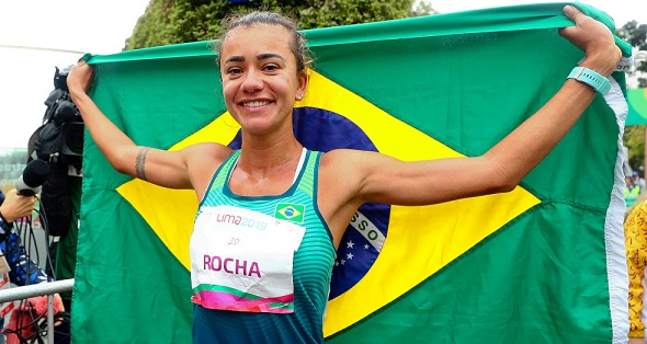 Brasileira é vice-campeã em competição de marcha atlética na Europa