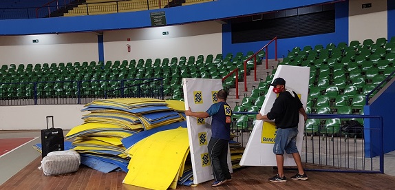 Guanandizão recebe montagem de piso oficial da Supercopa 2020