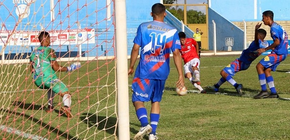 Comercial vence Serc e larga na frente no Estadual Sub-19
