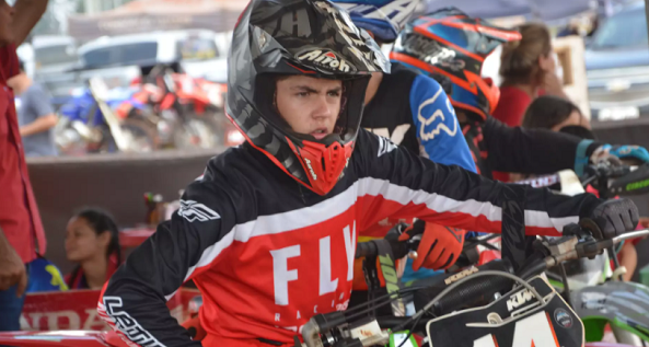 Piloto de MS conquista pódio em etapa do Brasileiro de Velocross
