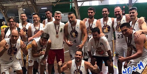 Corumbá fica com título do Master Cup Guarujá 2020 no masculino 40+ 