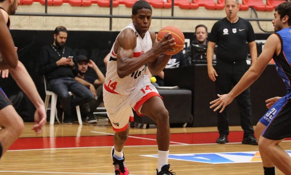 São Paulo vence Unifacisa pelo NBB, com show de Geoginho