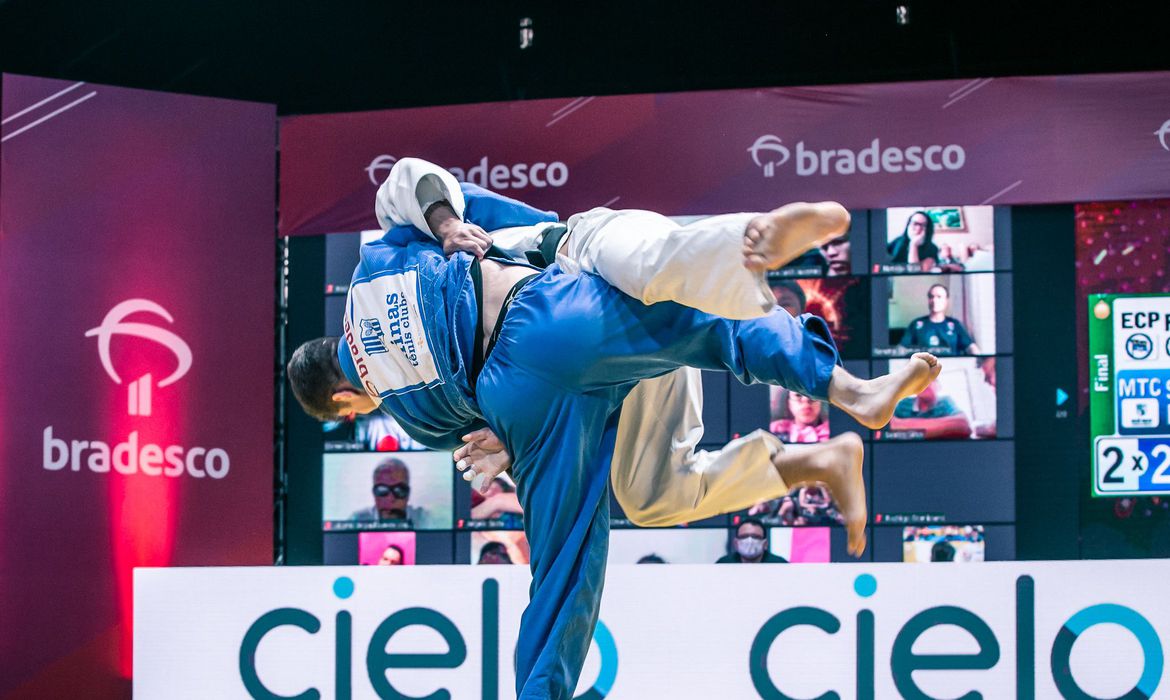 Seleção de Brasileira de Judô treina em SP para 1º campeonato de 2021