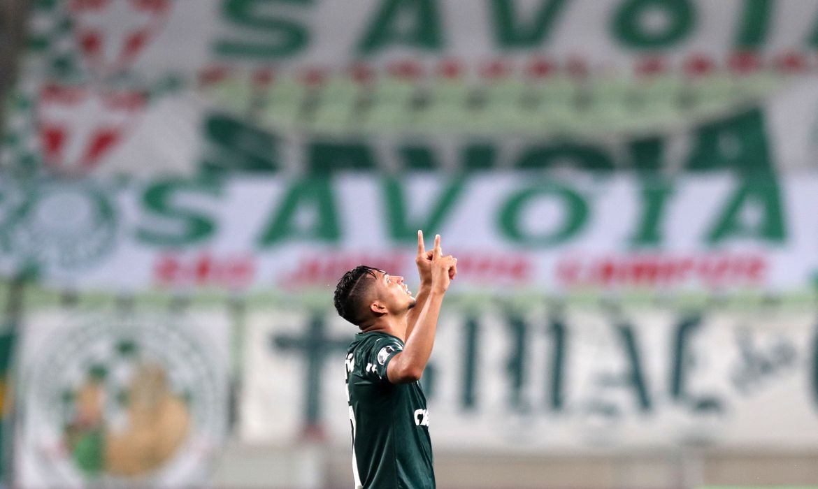 Palmeiras perde para o River Plate, mas chega à final