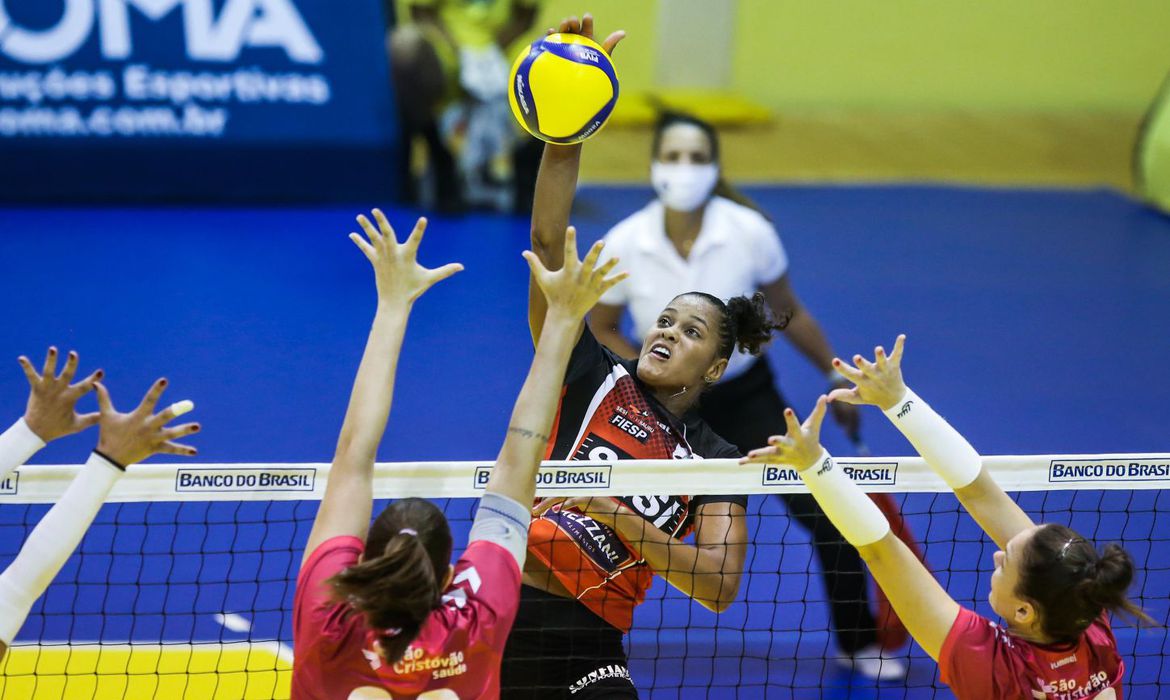 Copa Brasil de Vôlei: semifinais femininas serão nesta sexta, no RJ