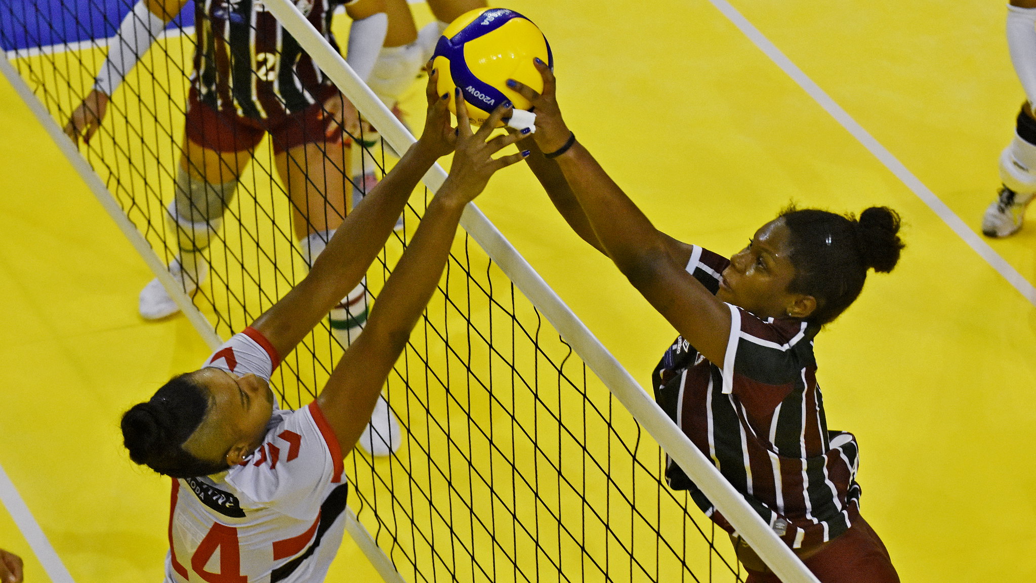 São Paulo/Barueri enfrenta Fluminense nesta segunda-feira