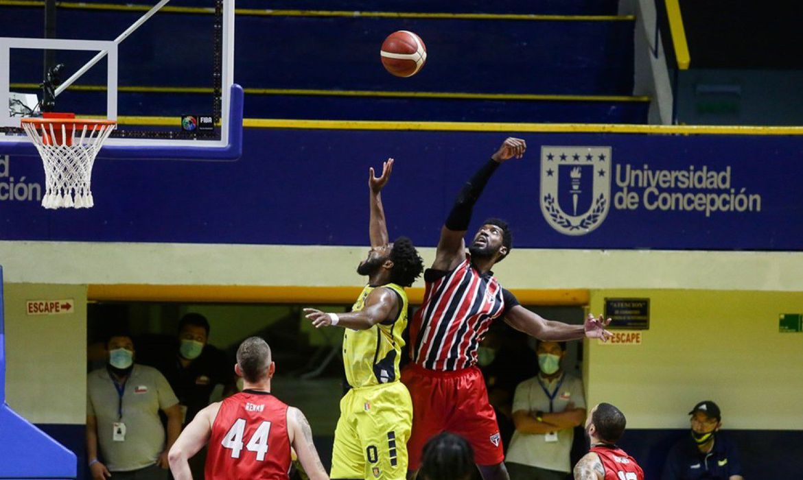 São Paulo perde por 78 a 76 na Champions das Américas