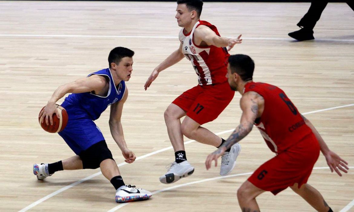 Em jogo de viradas, Minas perde para argentinos na Champions