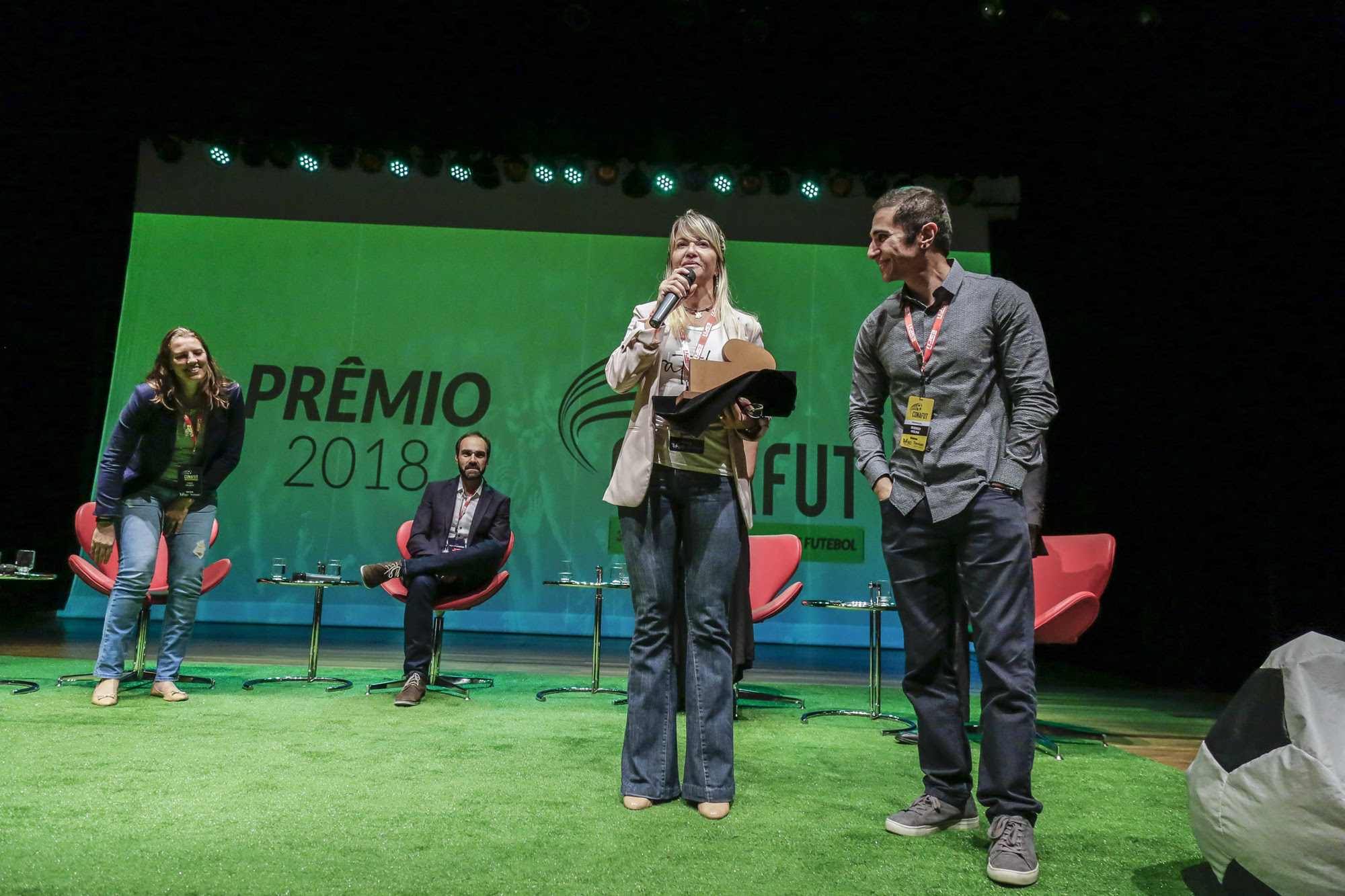 CONAFUT 2021 vai eleger os melhores profissionais do futebol brasileiro