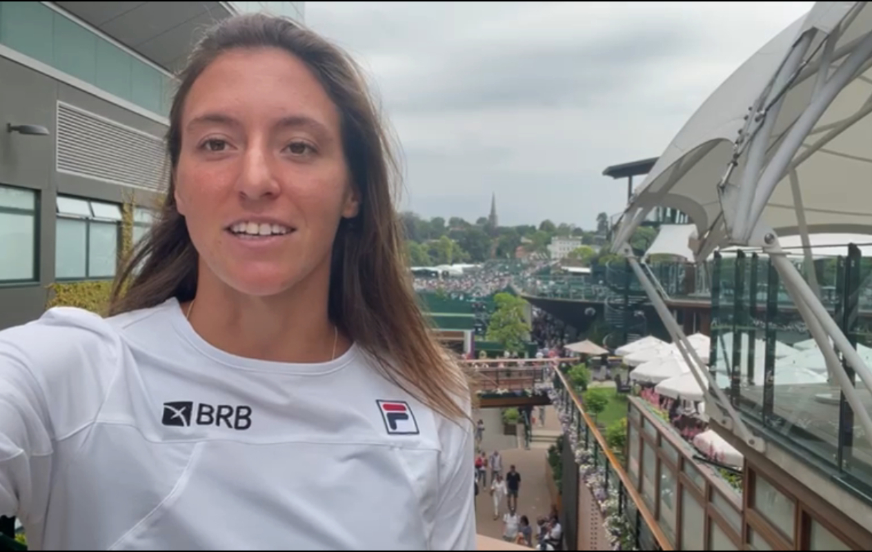 Luisa Stefani é superada na estreia em Wimbledon
