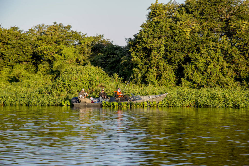 Pesca de Corumbá vai sortear carro, moto e barco entre participantes
