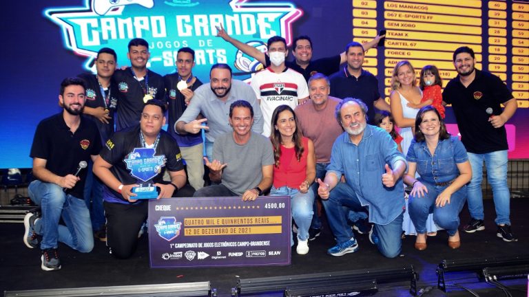 Jogos Eletrônicos premia jovens promissores no cenário dos E-Sports 
