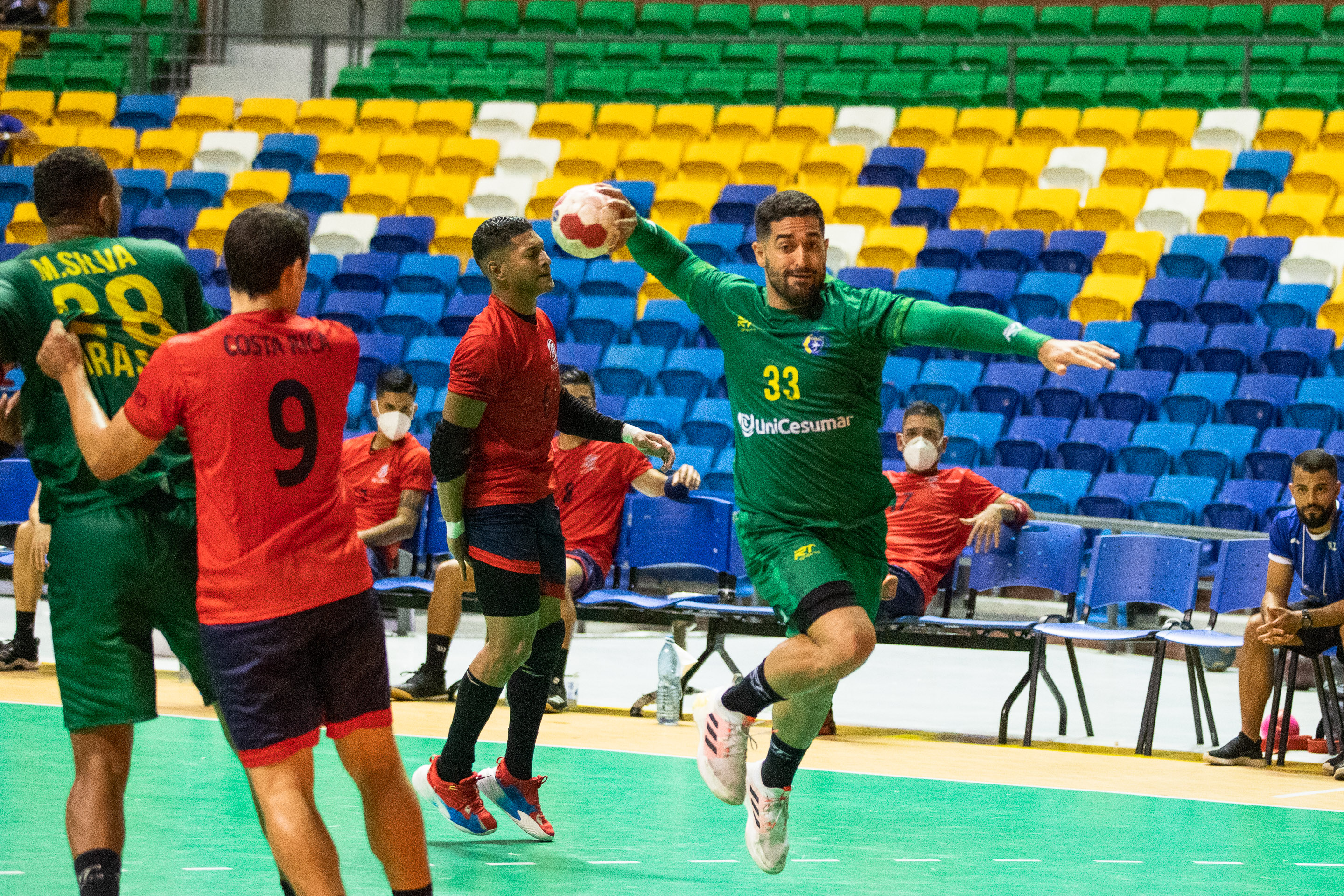 Brasil vence Costa Rica e se classifica para semifinais do Sul-Centro 