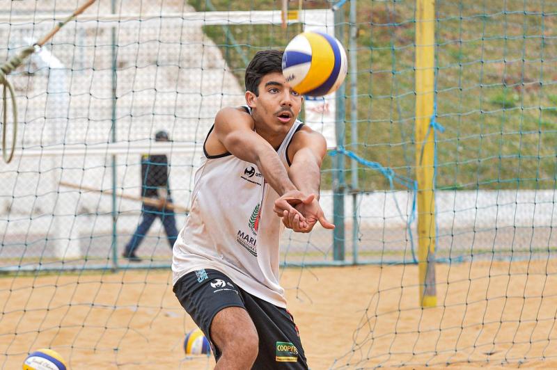 Nova geração do vôlei de praia de olho na vaga para o Mundial sub-19