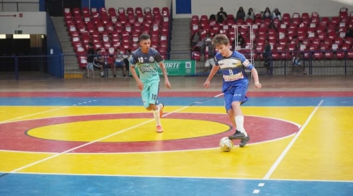 Jogos Escolares de MS chegam ao ‘mata-mata’ no basquete e futsal