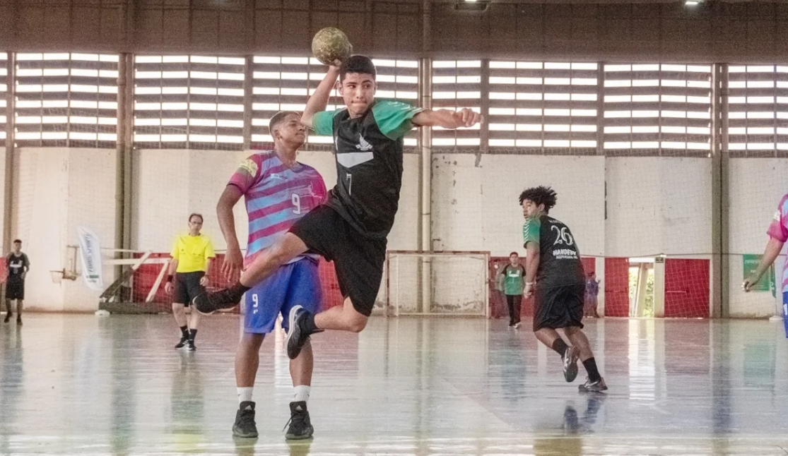 Handebol e vôlei entram em ação nos Jogos Escolares da Juventude