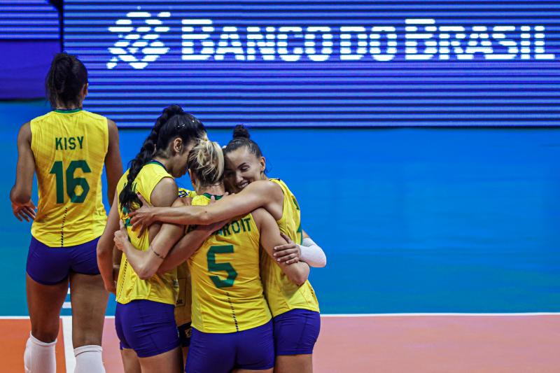 Brasil encerra etapa da Liga das Nações com vitória sobre a Sérvia
