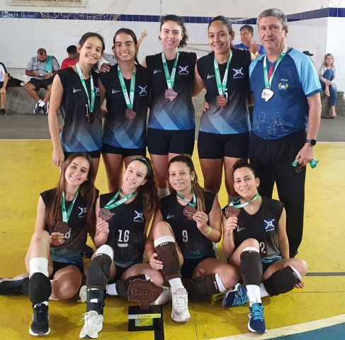Atleta de vôlei de Aquidauana é convocada para seleção estadual